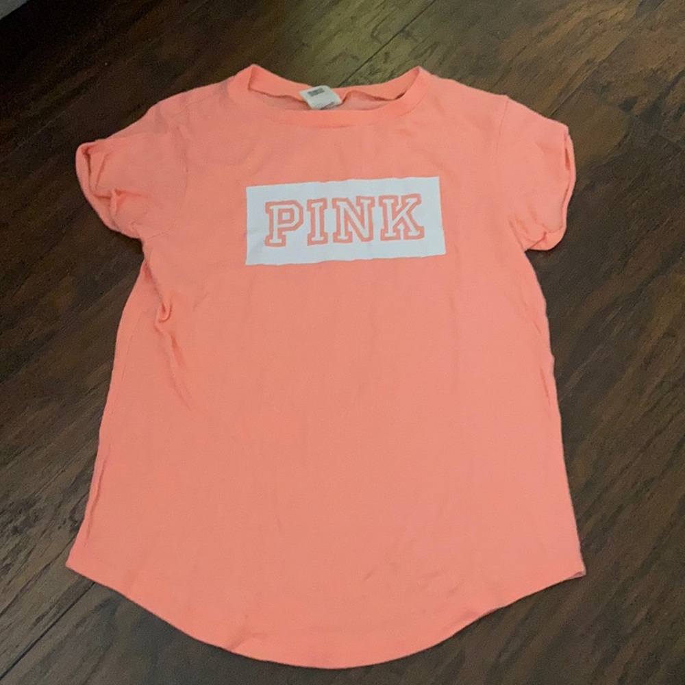 Pink, pink t shirt size Xs